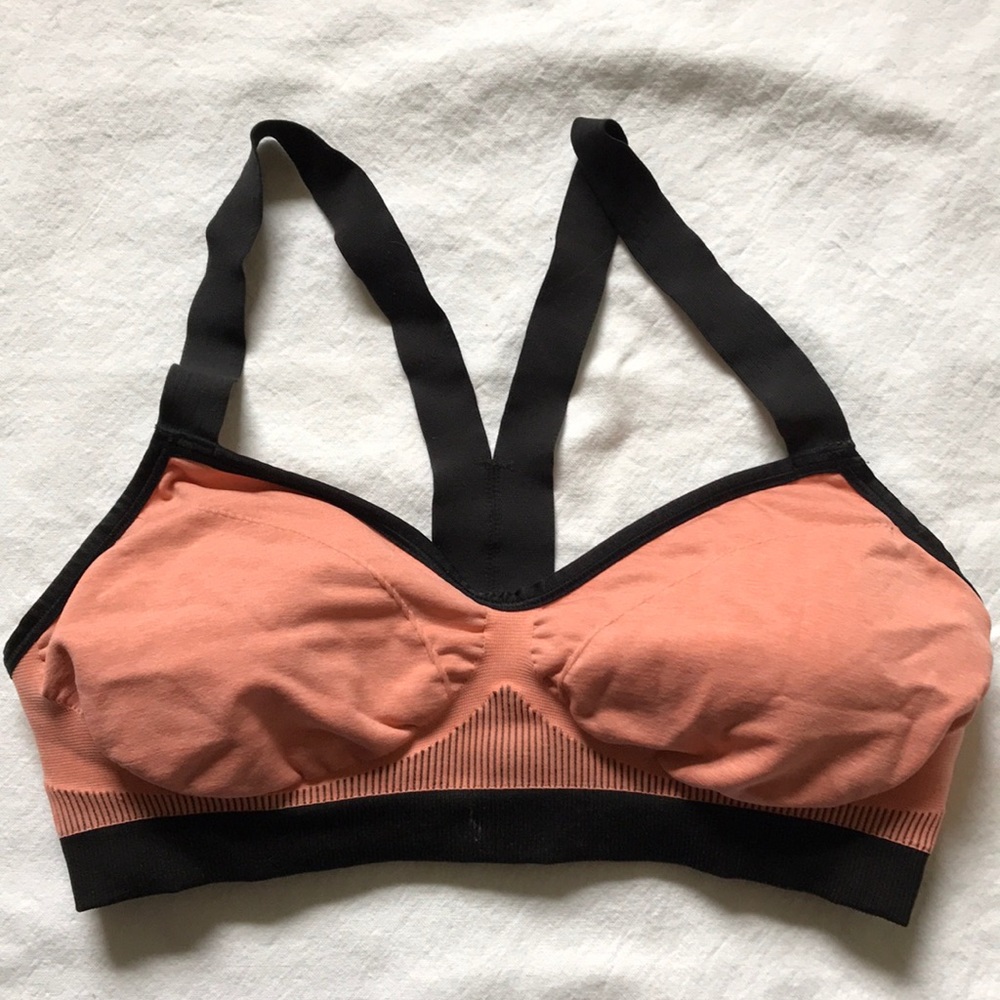 Lululemon sports bra- good condition